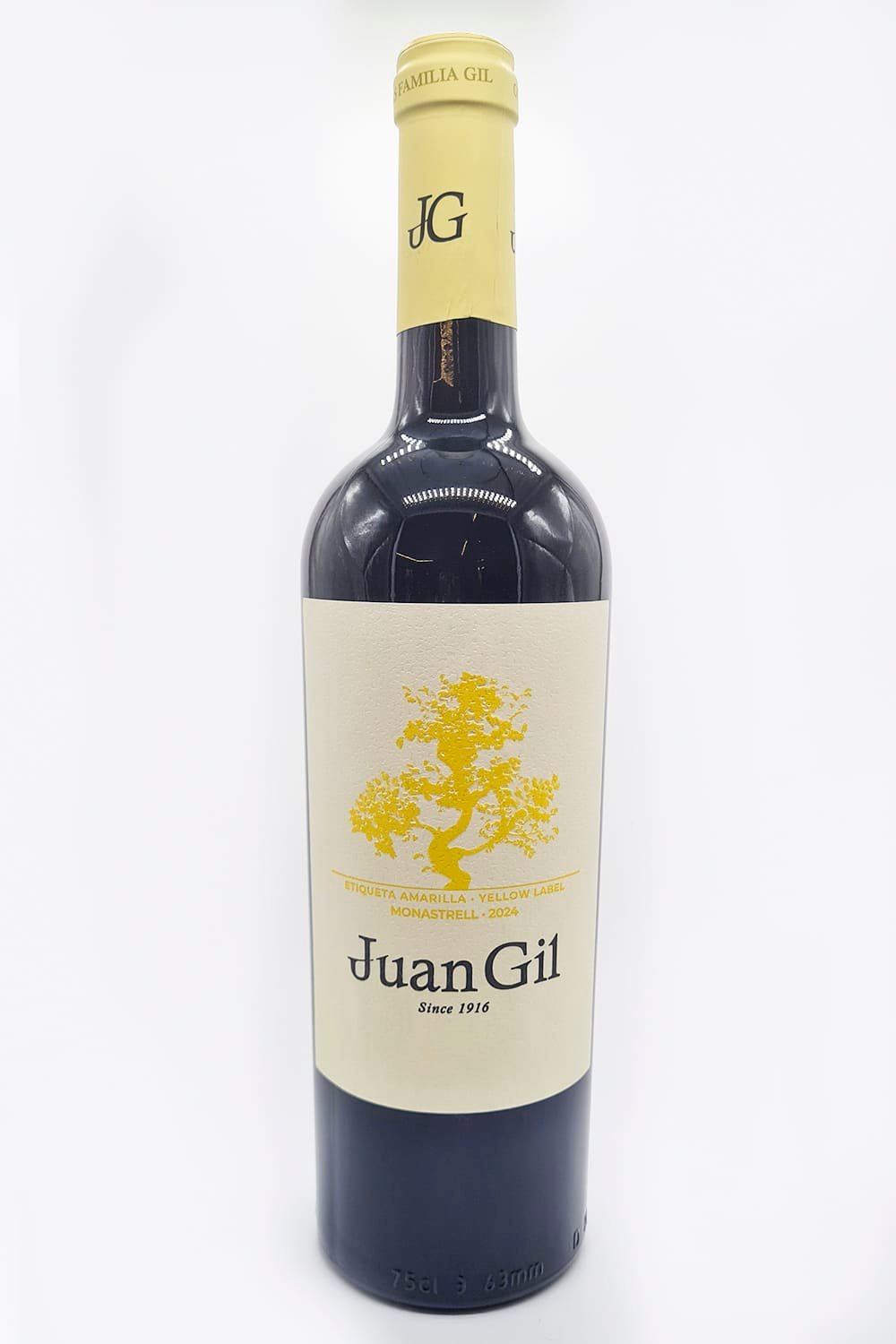 Juan Gil Yellow Label Monastrell 2024 wine bottle, front view